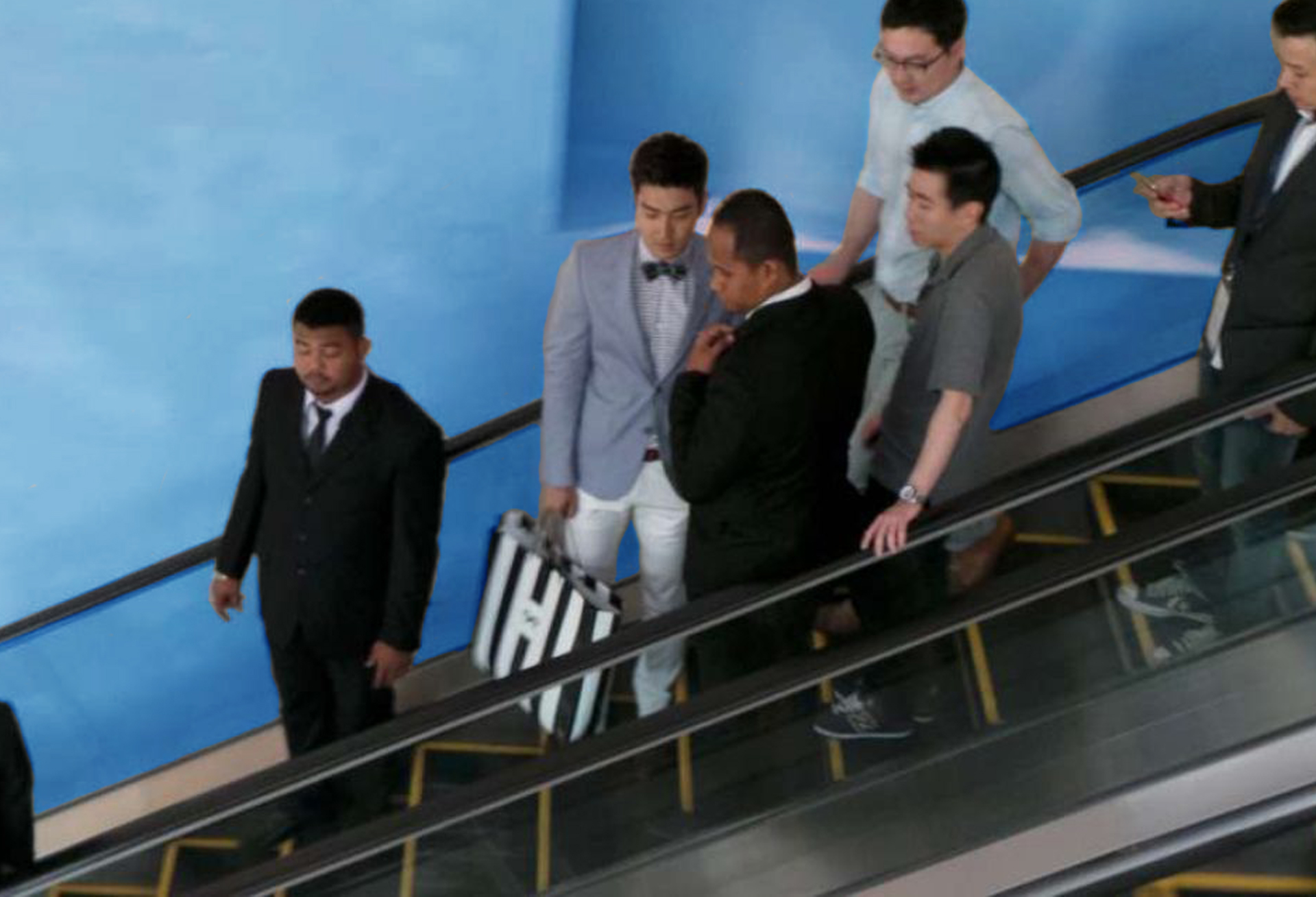 LAND SECURITY DIVISION